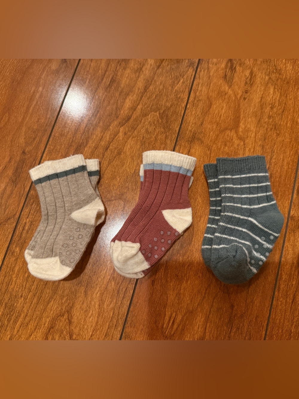 Little Planet Toddler 3-pack No-Slip Socks Made with Organic Cotton